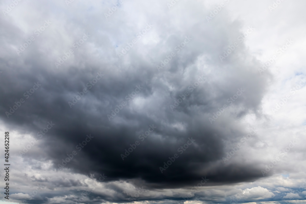 gray clouds in the sky