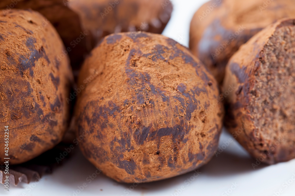 cocoa candies with a minimum amount of sugar cocoa candies with a minimum amount of sugar