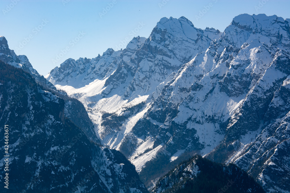 bellissima vista sui Brentoni da Danta di Cadore in Comelico sulle Dolomiti Bellunesi