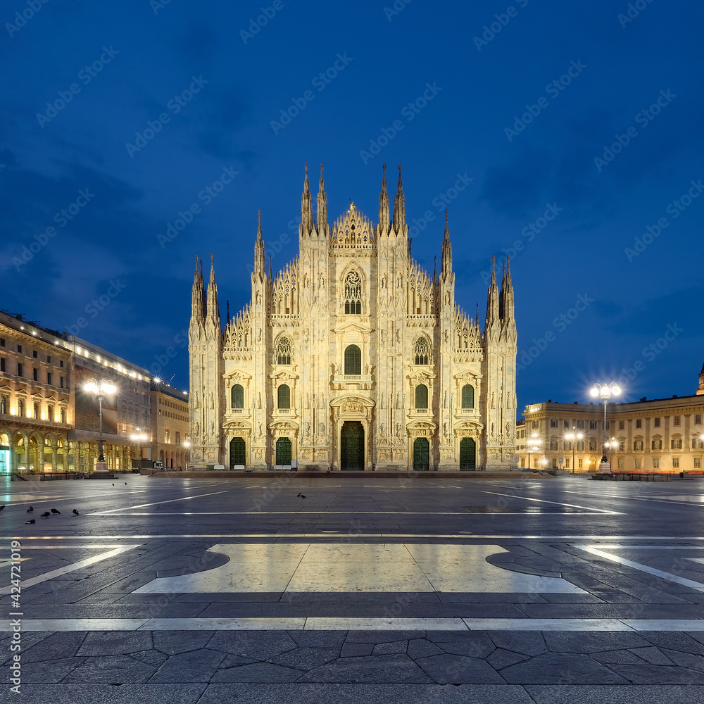 Milano Duomo Cathedral, Vittorio Emanuele II Gallery on Piazza del Duomo at night. Romantic architecture of Italy, Milan in twilight.