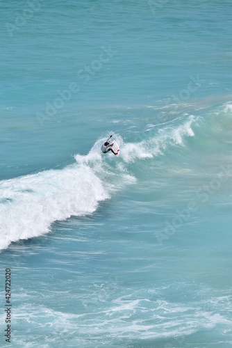 Surfing Dreamland in Bali
