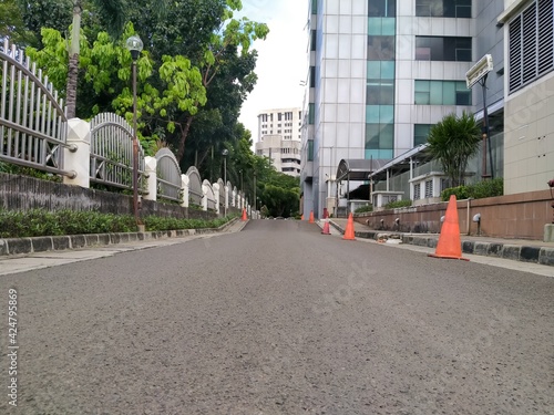 Badan Pendapatan Daerah  Jakarta  Indonesia - December 1  2020   Asphalt roads around office areas during the day
