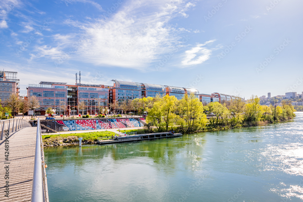 Naklejka premium La cité internationale vu depuis Saint Clair à Caluire