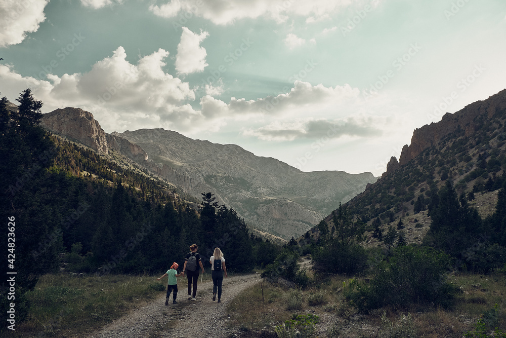 family travel to turkish mountains