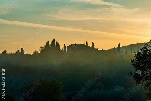 Fototapeta Naklejka Na Ścianę i Meble -  San Gimignano, Tuscany: November 10 2021: panorama of the city of towers in Tuscany in autumn