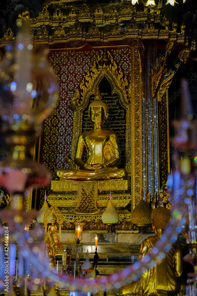 Obraz premium Wat Makutkasat.Thai temple with beautiful frescoes