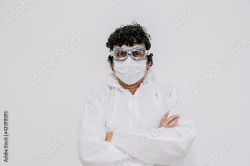 doctor whit a mask and security glasses, covid, surgeon 