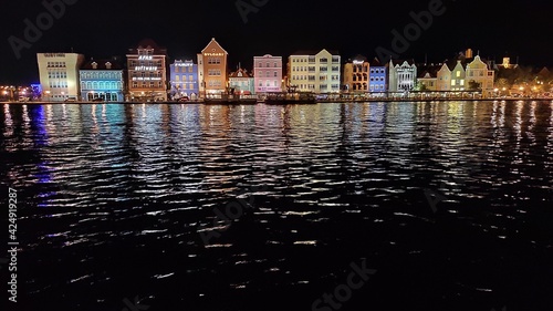 Night Curacao and its reflection