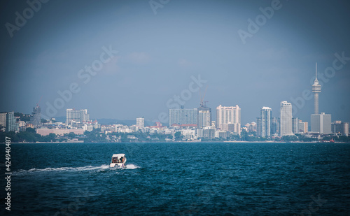 The speedboat enters the shores of Pattaya, Thailand