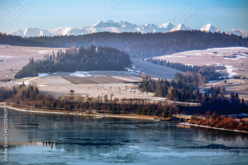 Fototapeta Naklejka Na Ścianę i Meble -  Tatras seen from Niedzica