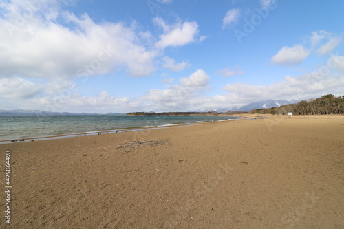 福島県の猪苗代湖と磐梯山