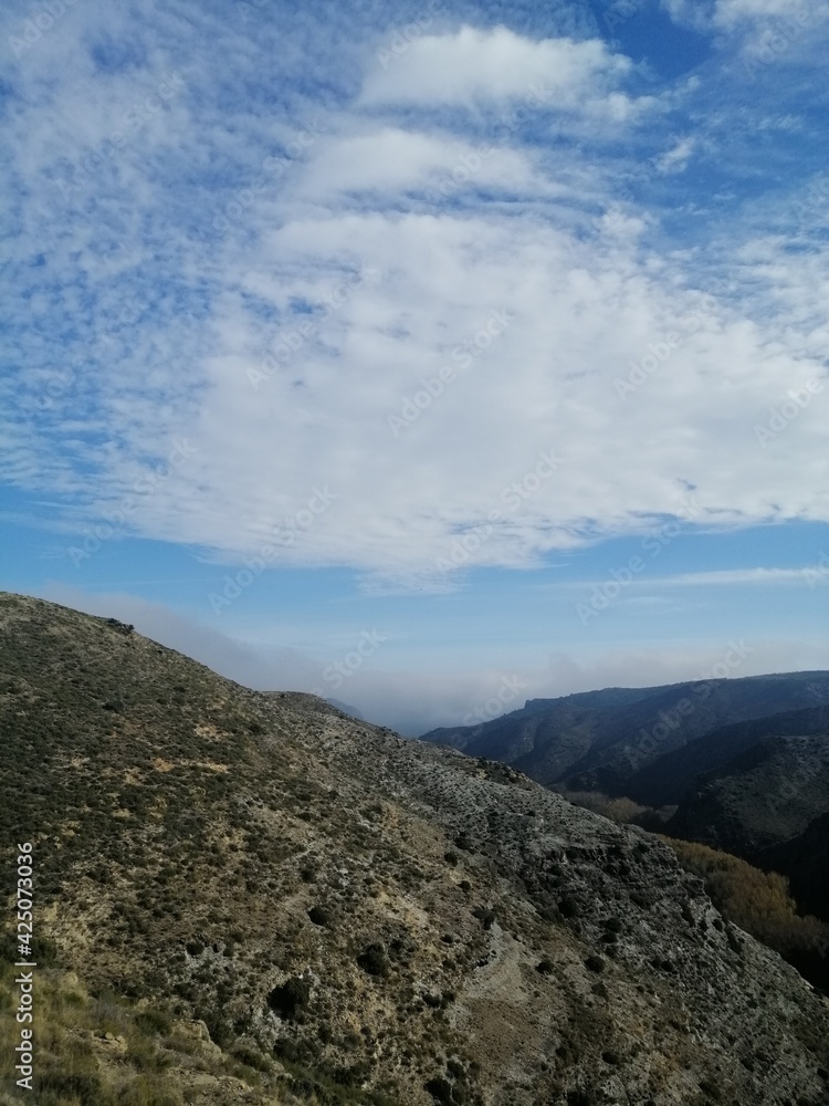 Vistas sobre el Cañón del río Val, Soria. Vistas sobre el Cañón del río Val, Soria.