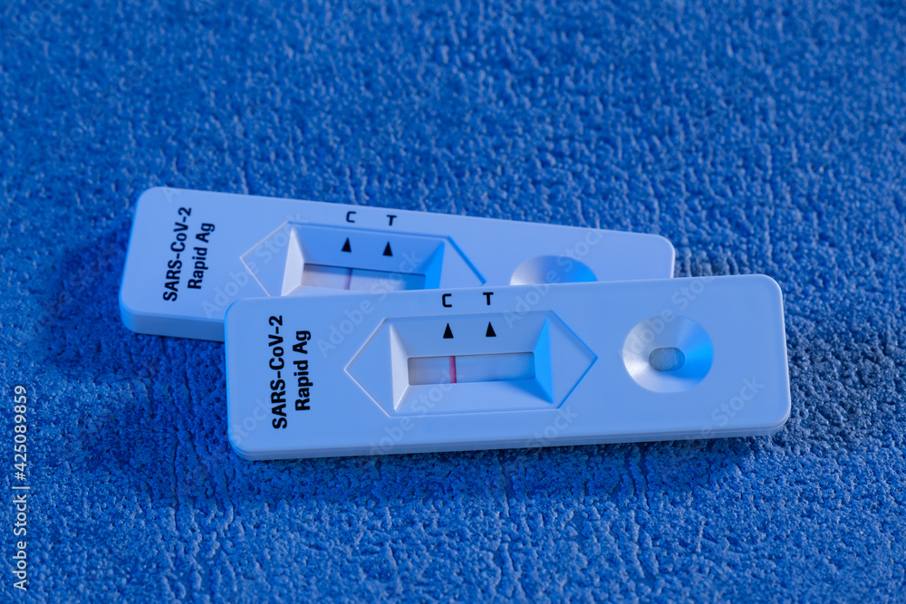 Antigen Schnelltest COVID19 (2019nCoV coronavirus / SARSCoV2 virus / viral disease) Rapid
