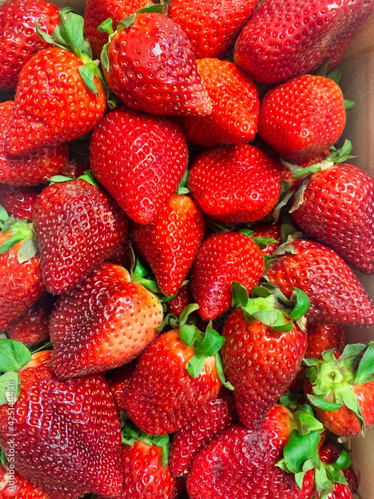 set of ripe strawberries ready to eat set of ripe strawberries ready to eat