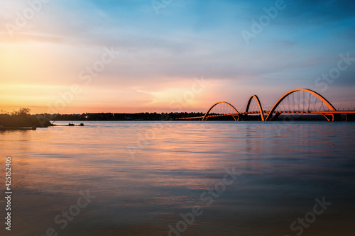 Fototapeta Naklejka Na Ścianę i Meble -  Ponte Jk - Sunset Brasilia