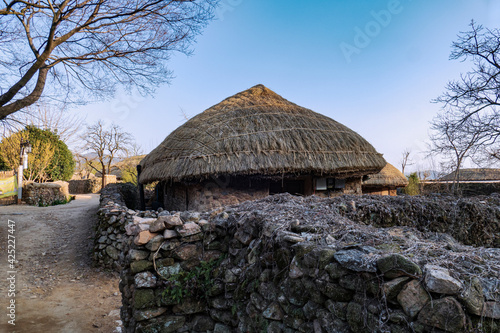 Nakan eopsung (thatched house village)-Seonchang, Cheonnam, Korea