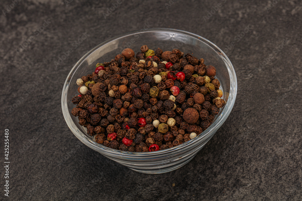 Peppercorn heap in the bowl Peppercorn heap in the bowl