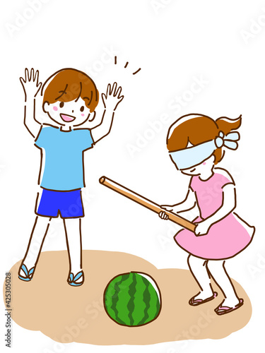 夏に海辺で楽しくスイカ割りをしている小学生の男の子と女の子の線画のイラスト