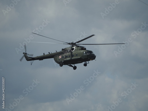 helicopter in flight, polish military helicopter