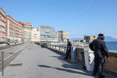 ITALY-VACCINO-COVID19_NAPLES-STREET-