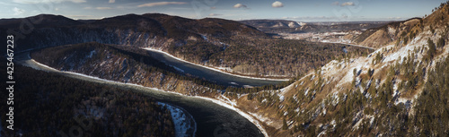 Манская петля
Panorama view on the Mana river