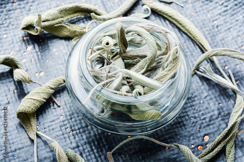Obraz na plátně Dried salvia or sage