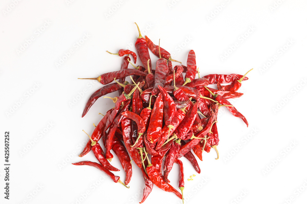 Fototapeta premium Dried red chilli on white background