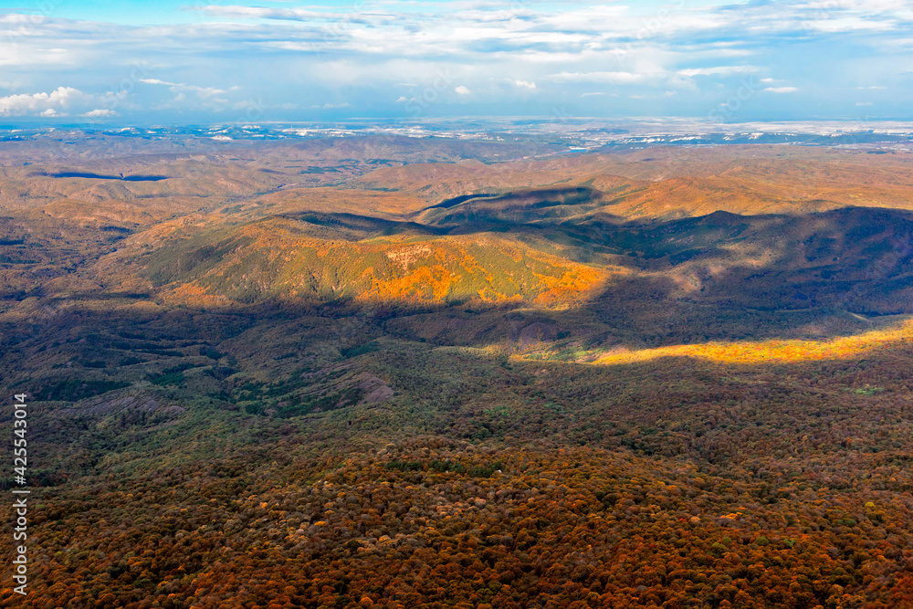 Fototapeta premium mountains and forests of crimea on an autumn day