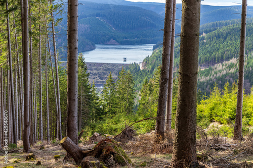 Ohra-Talsperre fotografiert vom Aussichtspunkt 