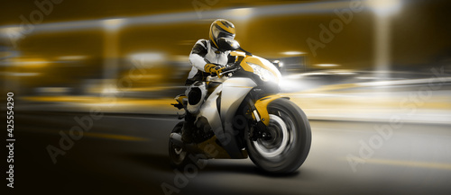 Motoradfahrer auf modernem Motorrad Motorbike mit hoher Geschwindigkeit und viel Speed schnell fährt ein Rennen durch die Nacht der Stadt und die Strassenlaternen Lichter ziehen in Bewegung vorbei.