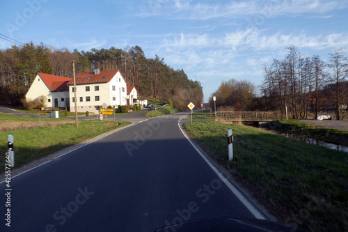 Straße von Reichmannsdorf nach Mühlhausen photo