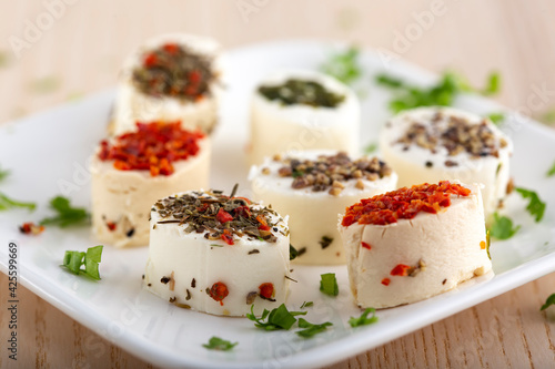 Small cheese appetizers