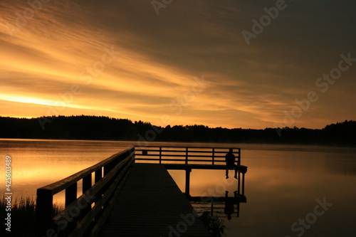 Fototapeta Naklejka Na Ścianę i Meble -  sunrise on the lake