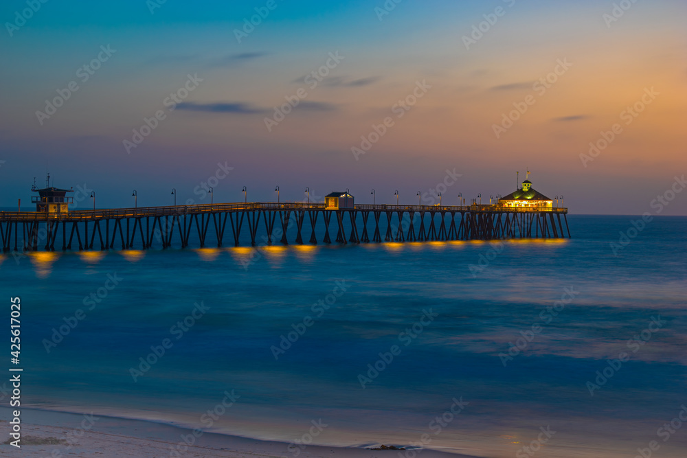 Fototapeta premium Imperial Pier Sunset #1