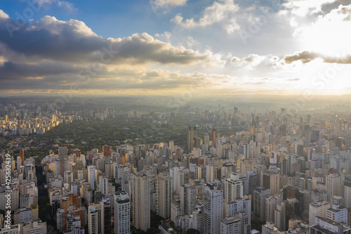 buildings in the Jardins district, São Paulo, SP, Brazil, sunset with clouds © Erich Sacco
