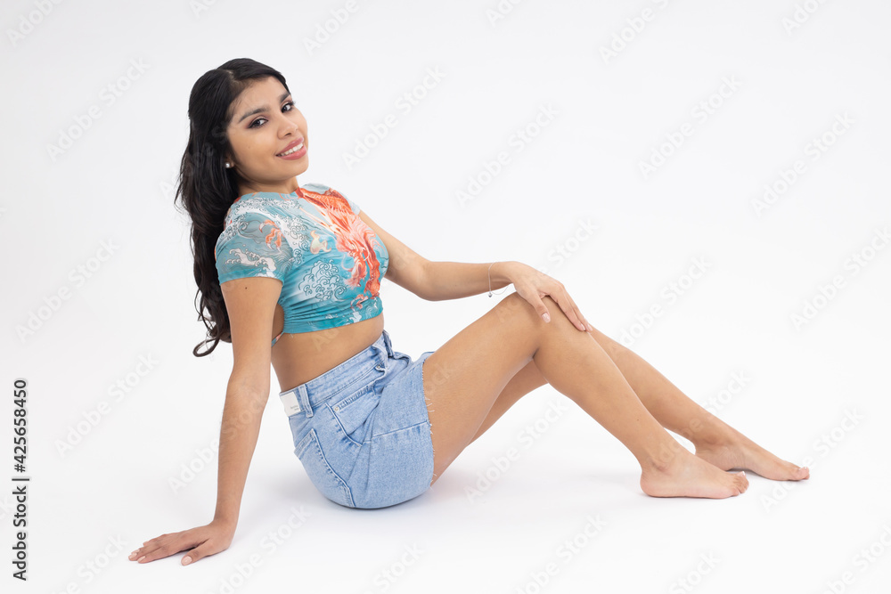 Naklejka premium latin model modeling