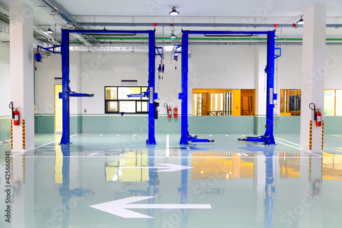 New car repair service center