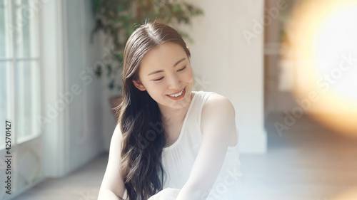 女性の美容イメージ スキンケア ヘアケア Free Download 女性の美容イメージ スキンケア ヘアケア - GFXLoad