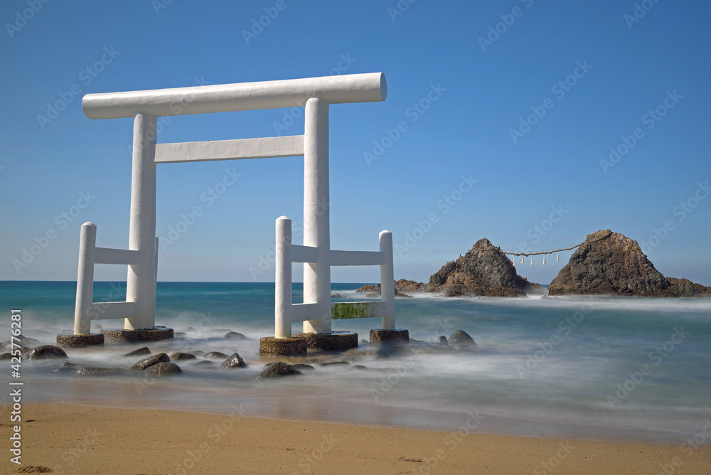 桜井二見ヶ浦の夫婦岩 桜井二見ヶ浦の夫婦岩