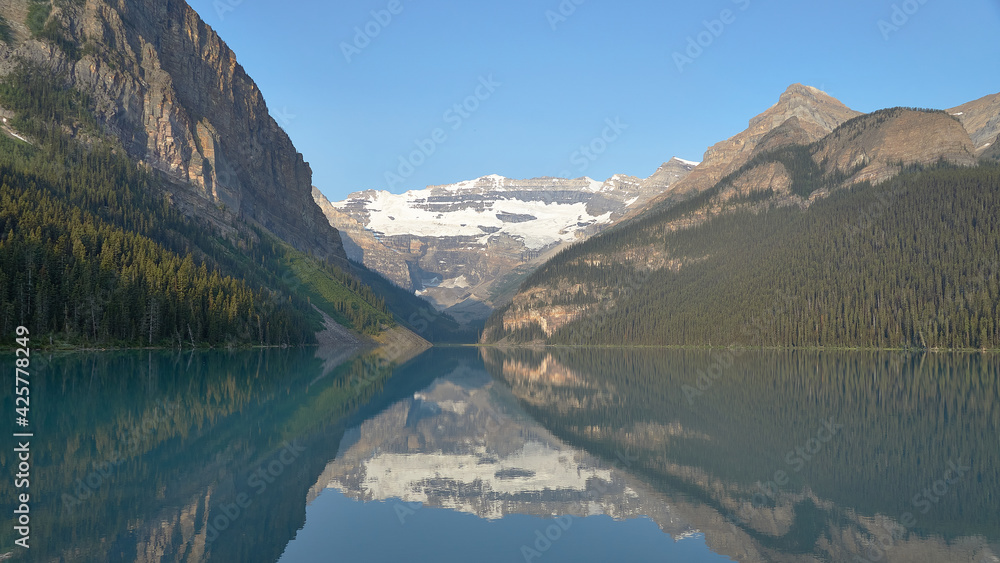 Obraz premium lake louise at banff