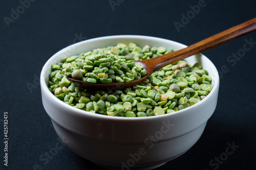 bowl of green peas