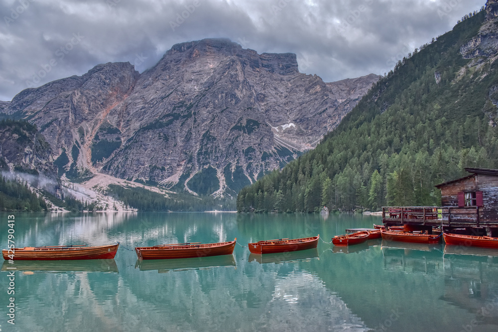 See, Pragser Wildsee, Wildsee, Bergsee, Südtirol, Italien, Pragser Tal