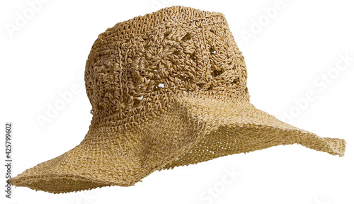 chapéu de palha de senhora rústico com aba em fundo branco