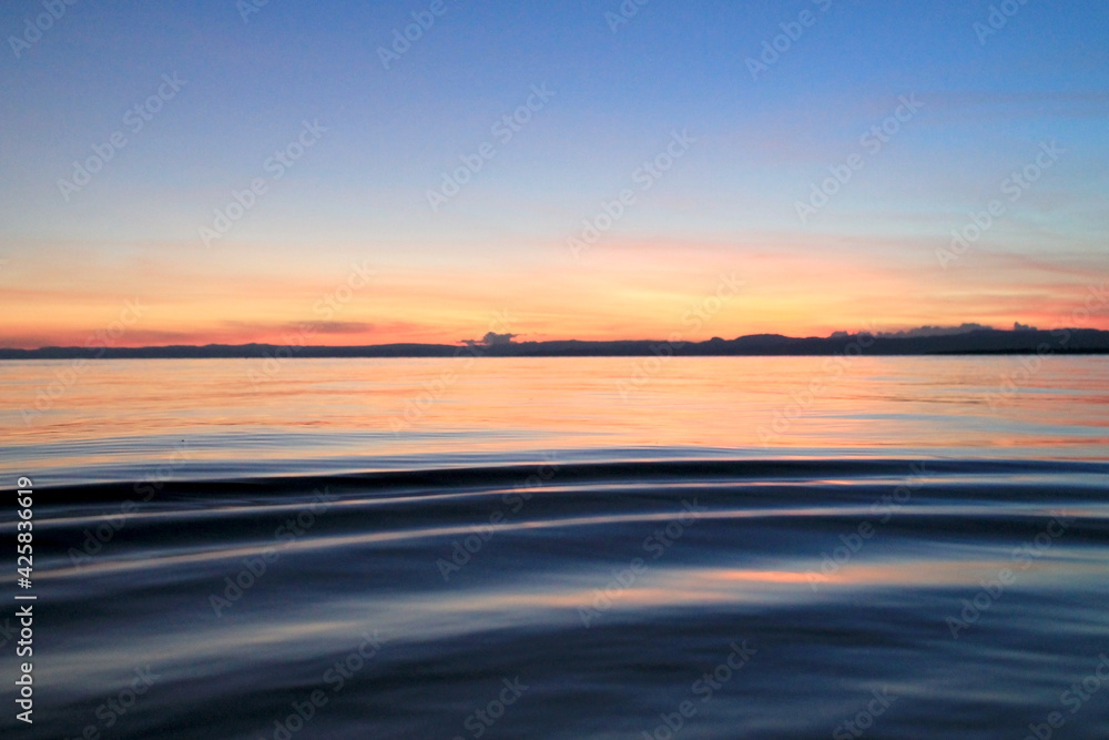 Fototapeta premium sunset over the sea