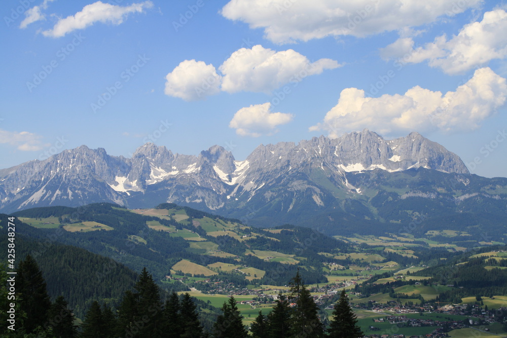 Österreich, Tirol, Wilder Kaiser mit 
Elmauer Halt im Umkreis von Kitzbühel
