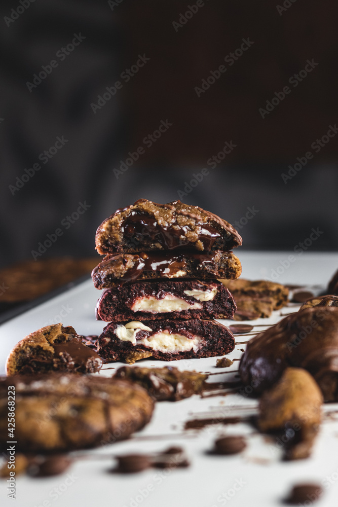 chocolate chip cookies with filling chocolate chip cookies with filling