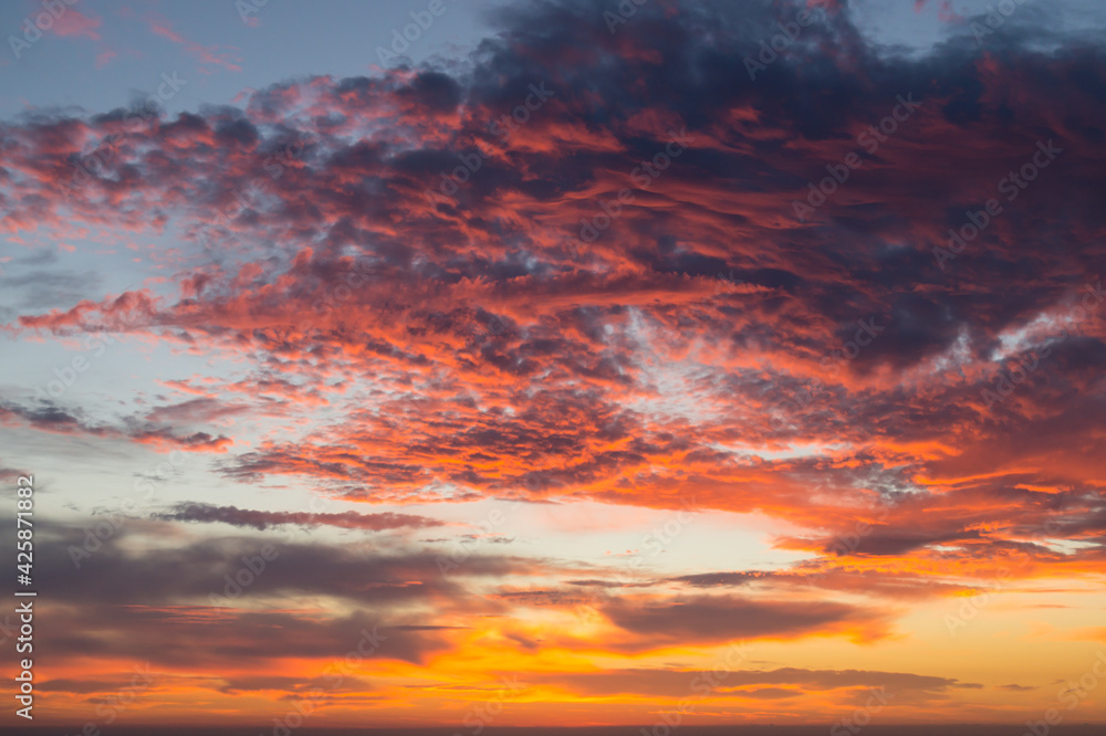 Obraz premium magical pink clouds at sunrise scenic sky abstract background
