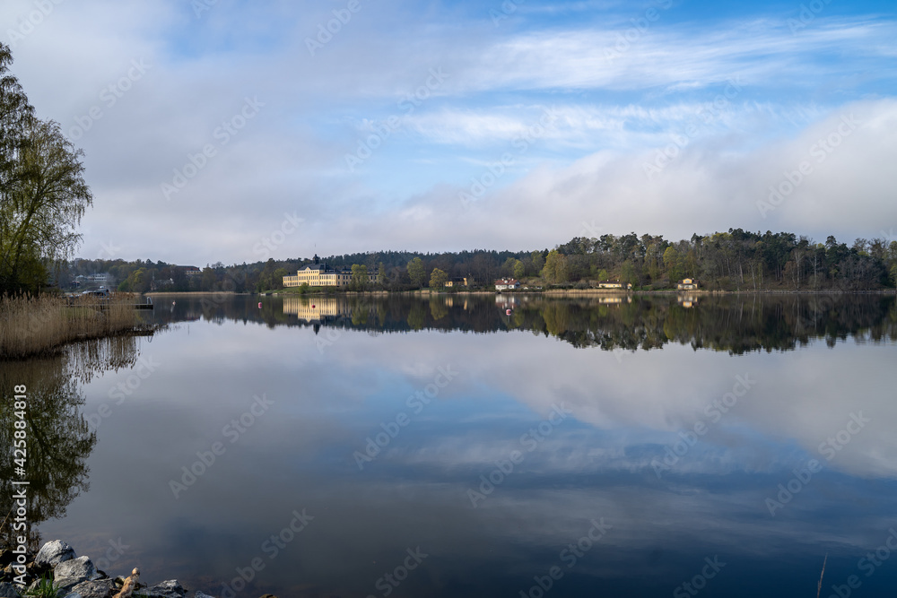 Water mirror