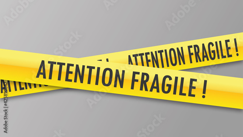 Logo attention fragile.