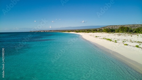 Playa Bahía de las Águilas en República Dominicana © maxvalenciam